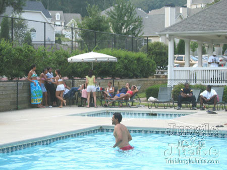 atl_poolparty_2003-09