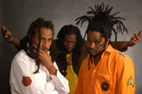 3Suns released their video for 2k7 party track "Levitate Elevate"